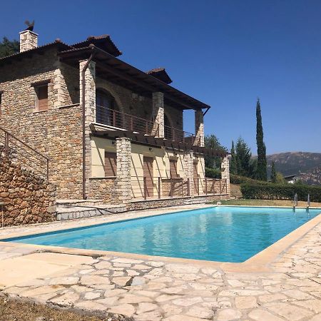 Luxurious Maisonette In The Countryside With A Pool Kalavryta Extérieur photo
