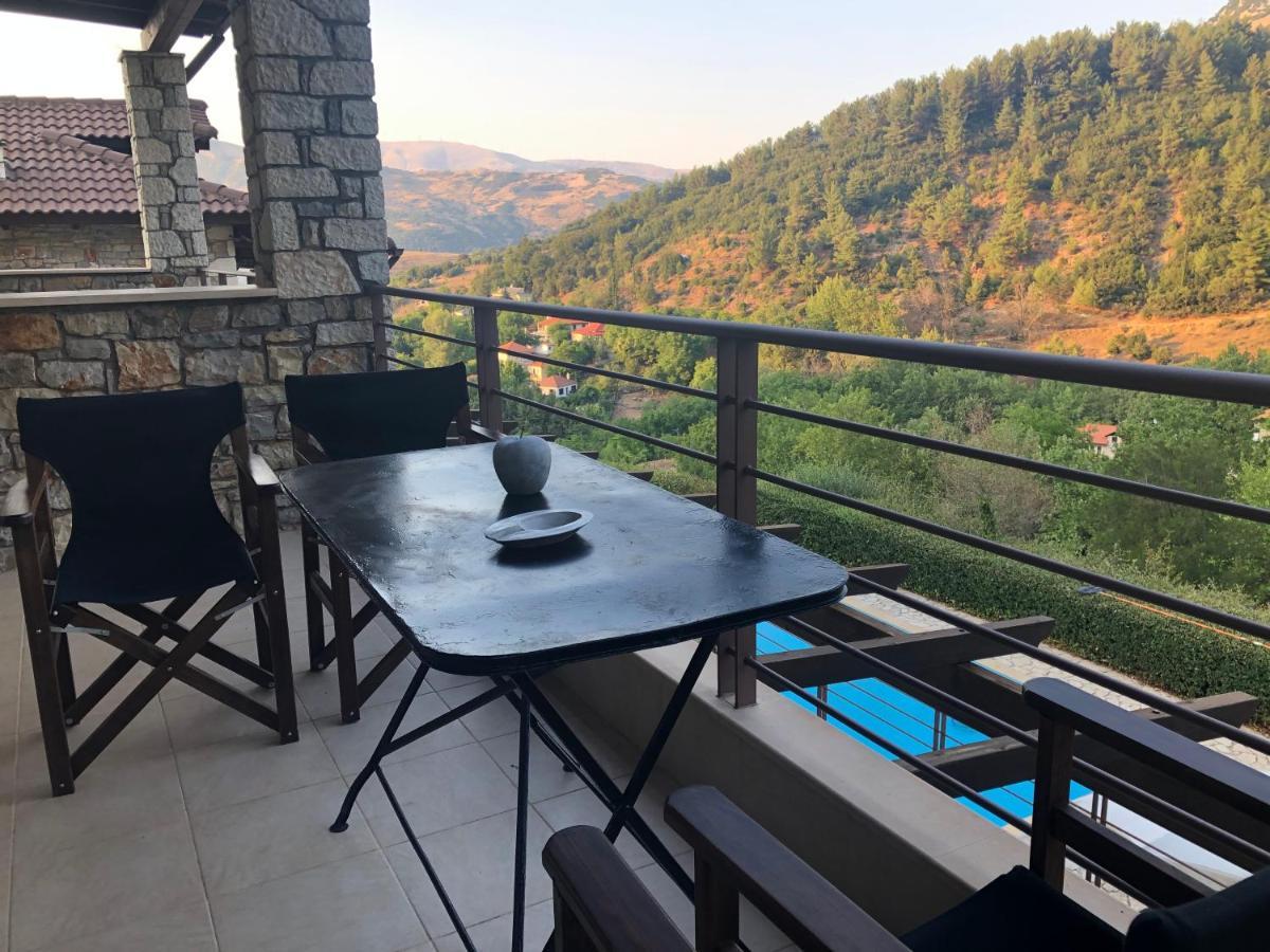 Luxurious Maisonette In The Countryside With A Pool Kalavryta Extérieur photo